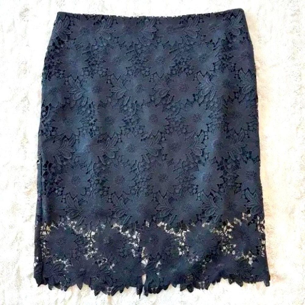Black lace pencil skirt size 8